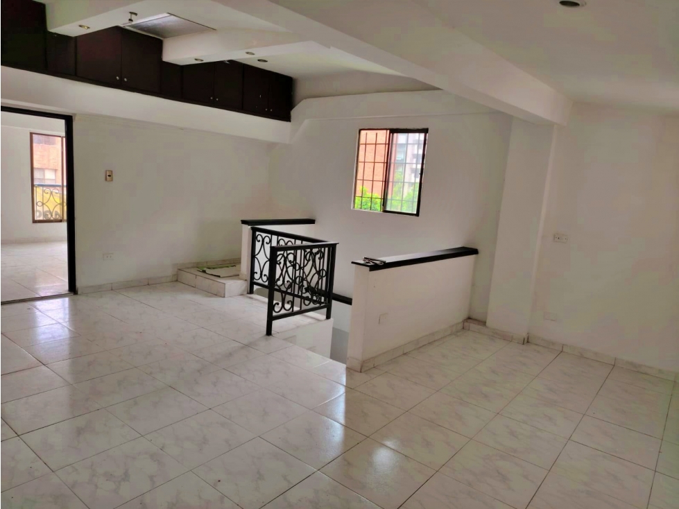 VENTA APARTAMENTO DUPLEX SANTA RITA OESTE DE CALI.