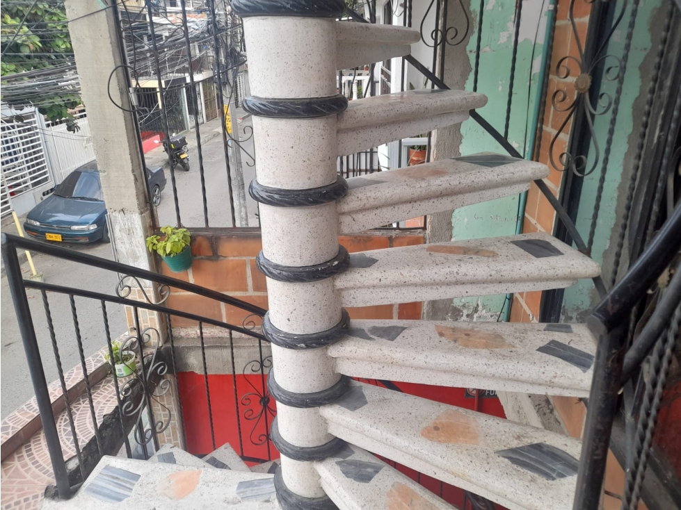 VENTA CASA BIFAMILIAR BRISAS DE LOS ALAMOS CALI — foto 3