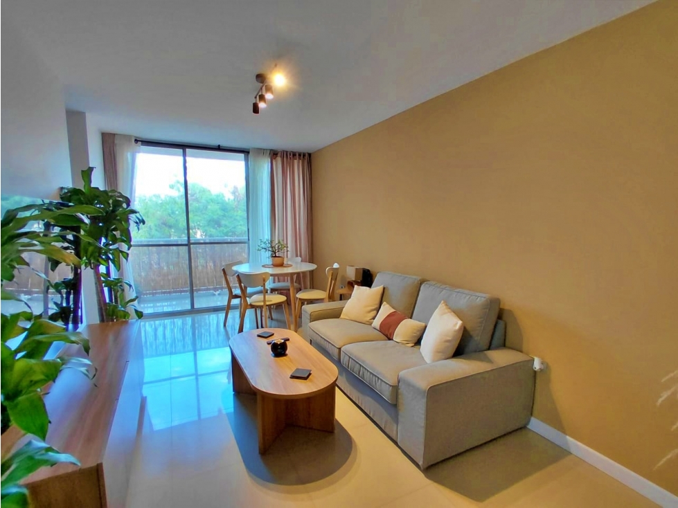 VENTA APARTAMENTO REMODELADO Y AMOBLADO C.R. EN LA BASE CALI