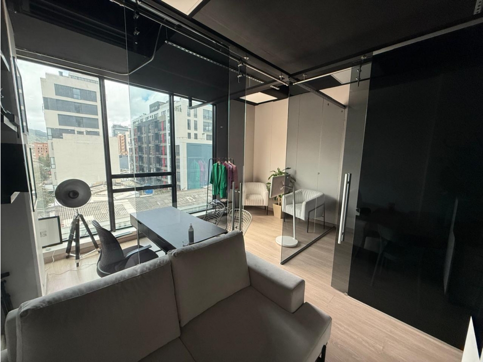 Oficina en renta - Santa Bárbara Oriental - Bogotá — foto 2