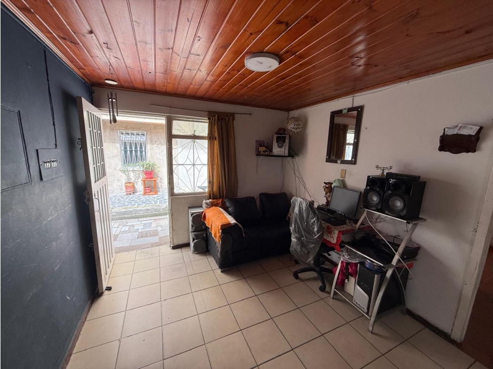 Casa en venta - Los Cerezos - Bogotá — foto 2