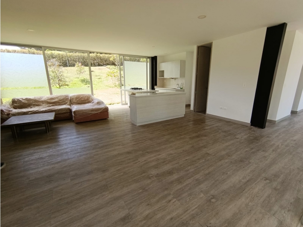 Venta de Casa en Parcelación sobre la vía Rionegro - La Ceja — foto 2