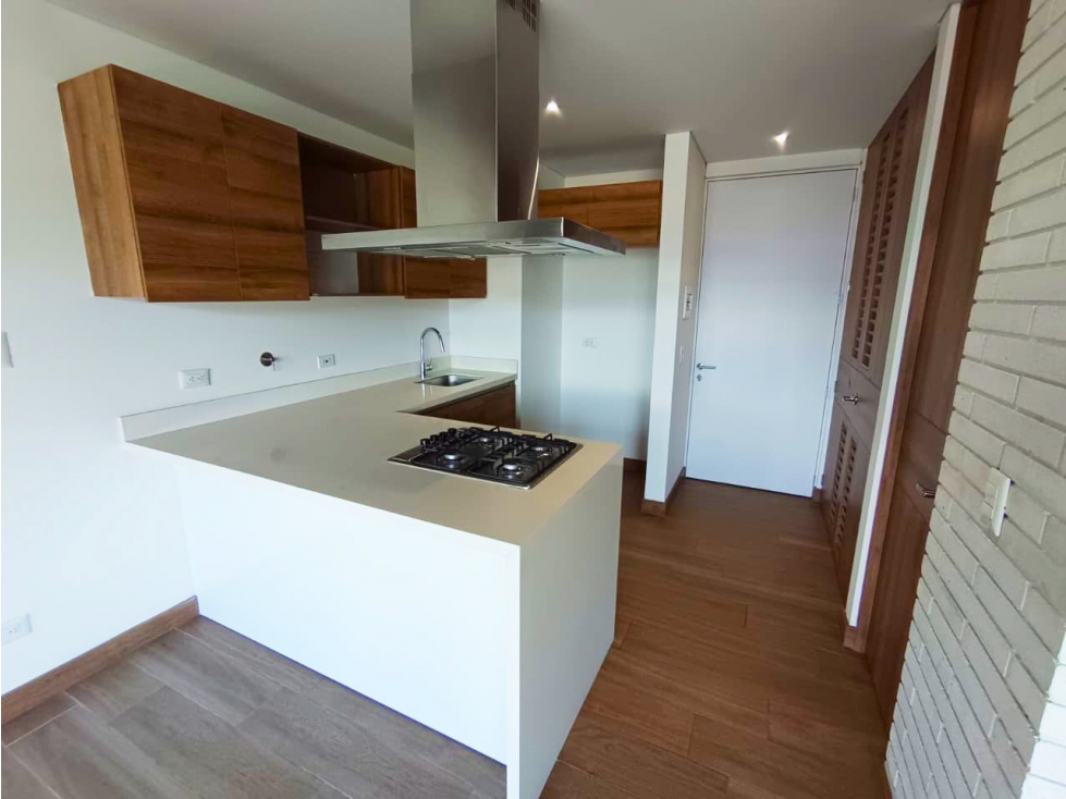 Arriendo de apartamento en el Poblado, sector ciudad del río. — foto 5