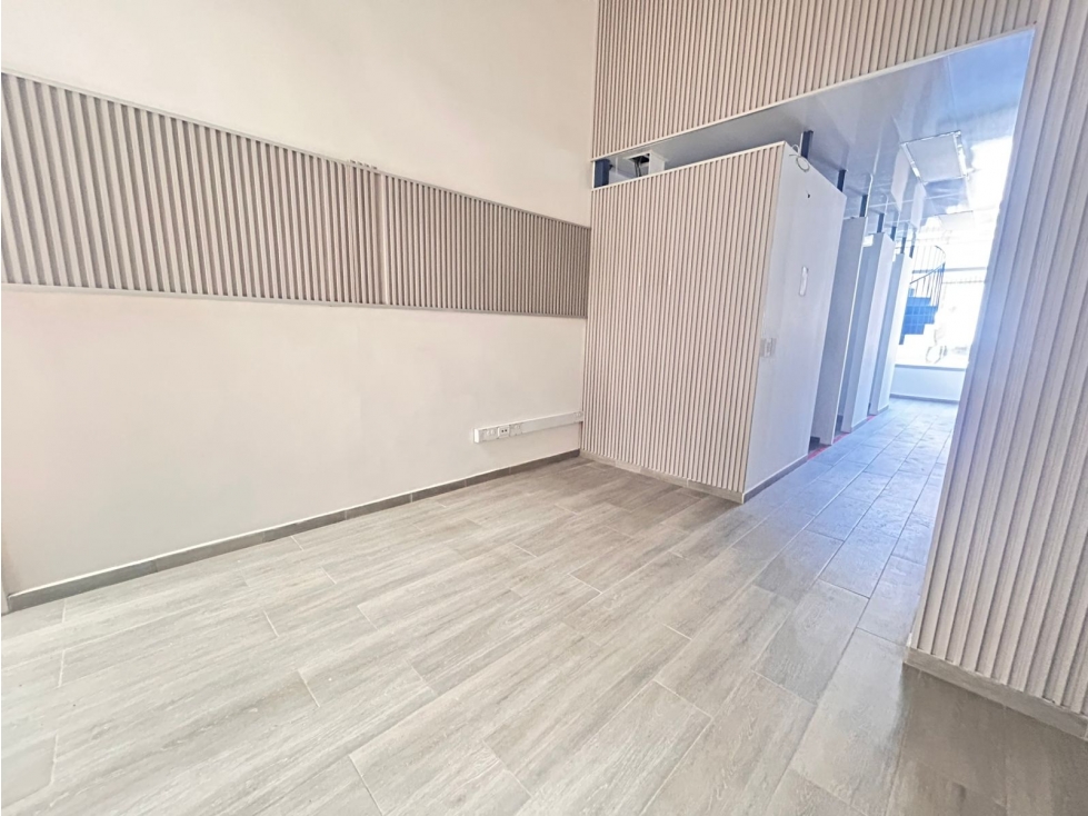 Arriendo Oficina o Local comercial en Itagui - Antioquia — foto 2