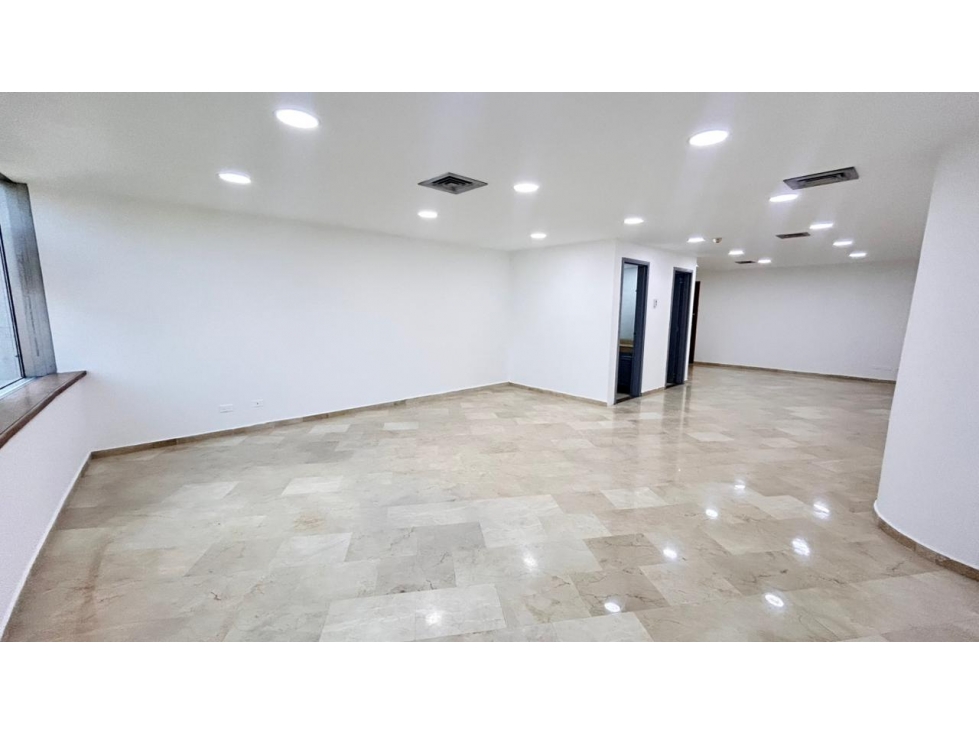 Venta y arriendo de oficina en el Poblado, Medellín — foto 4