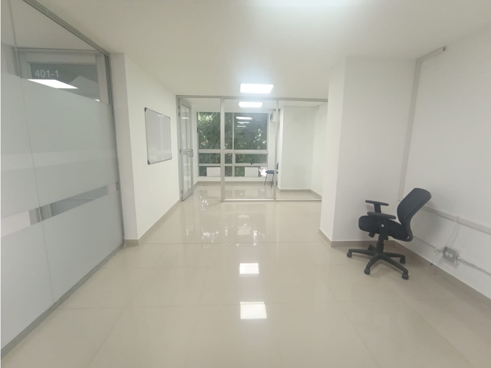 Arriendo de oficina en Medellin, sector Estadio