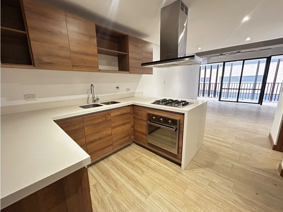 Venta de apartamento en el Poblado, sector ciudad del río. — foto 2