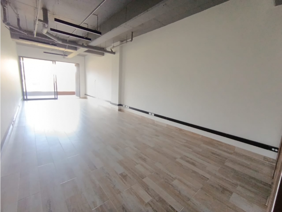 Arriendo de oficina en el Alto de las palmas — foto 3