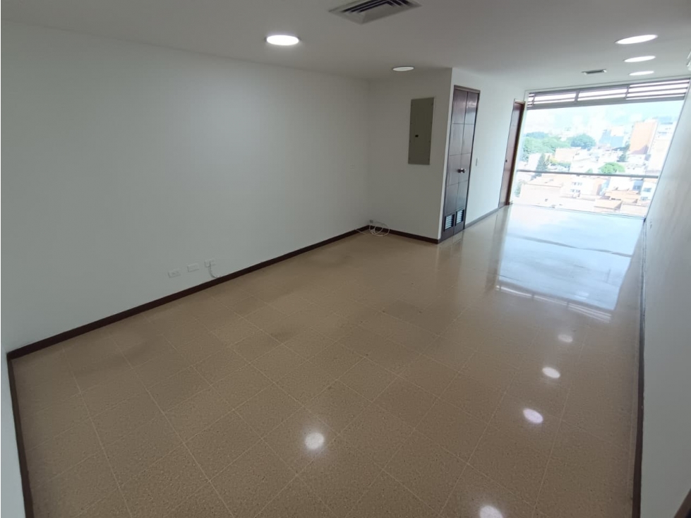 Arriendo oficina en Laureles, sector Estadio.