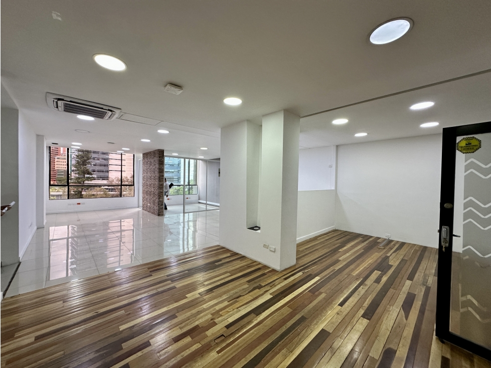 Arriendo oficina en Medellín - sector Oviedo