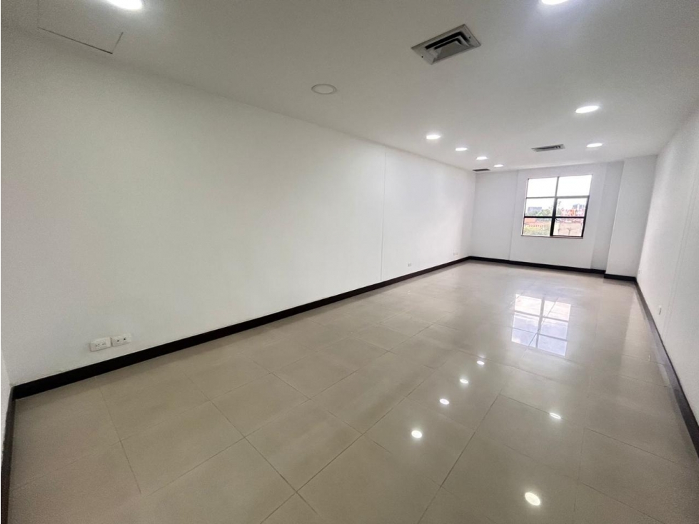 Arriendo Oficina en Medellin, Poblado