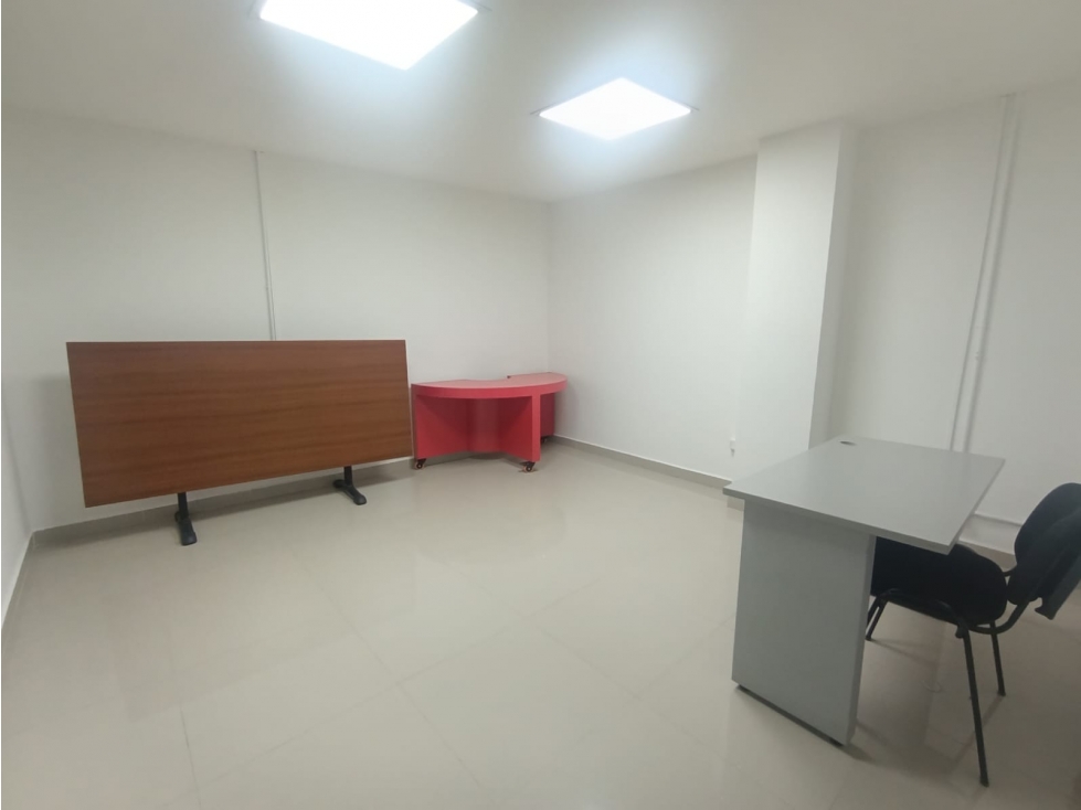 Arriendo de oficina en Medellin, sector Estadio