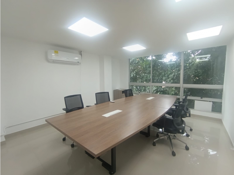 Arriendo de oficina en Medellin, sector Estadio