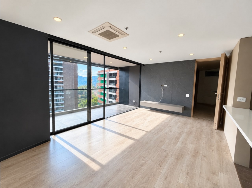 Arriendo de apartamento en Las Palmas - Medellín — foto 2