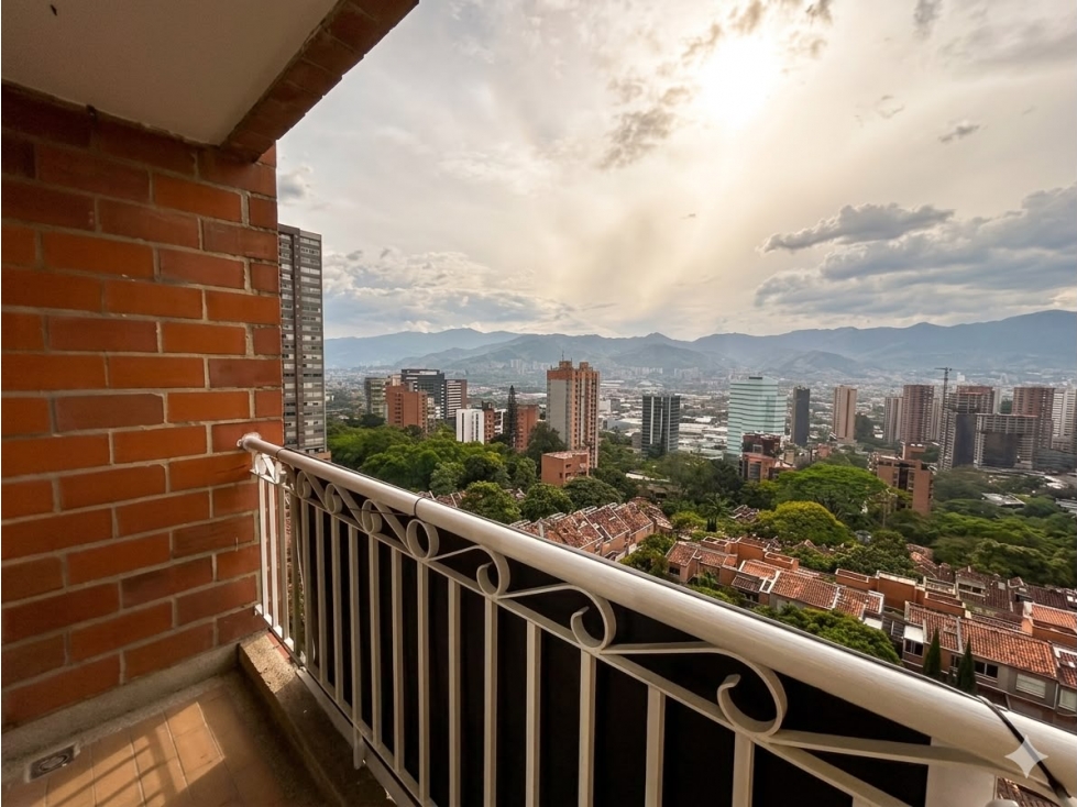 Arriendo de Apartamento en el Poblado, Sector Castropol — foto 2