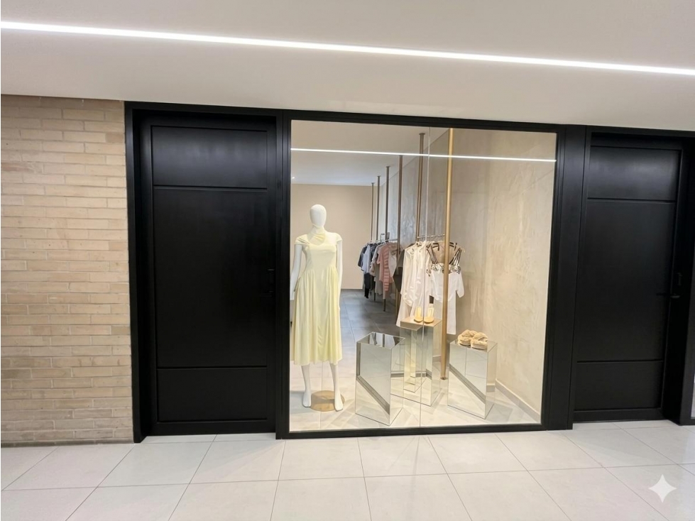 Arriendo de Local comercial, Mall distrito Avignon - Envigado