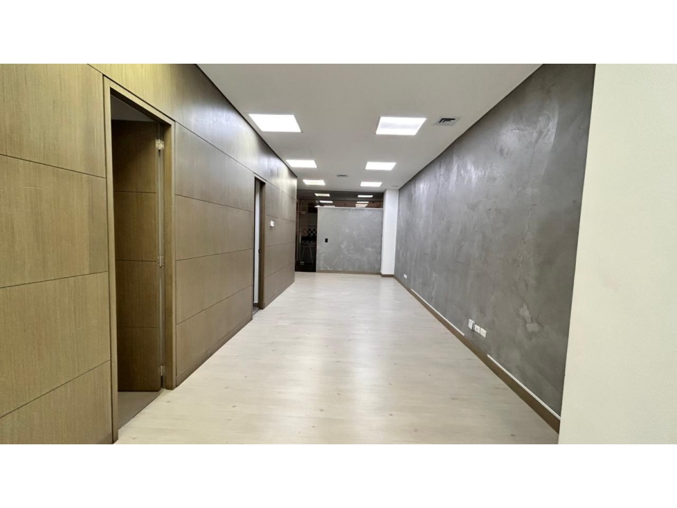 Arriendo de Oficina en Ciudad Del Río - Medellín — foto 6