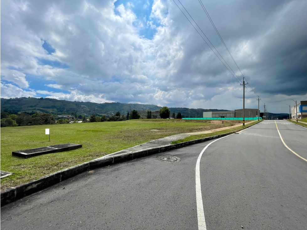 Venta de lote industrial en Rionegro - vía Hipódromo - Aeropuerto