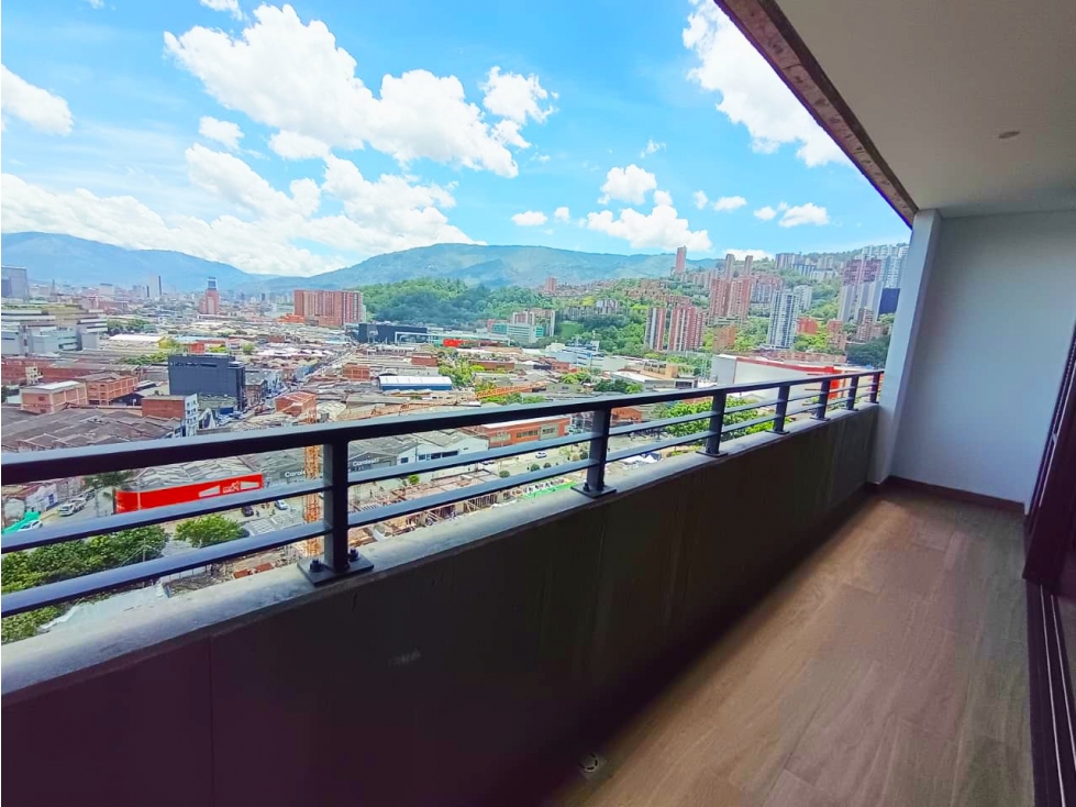 Arriendo de apartamento en el Poblado, sector ciudad del río.