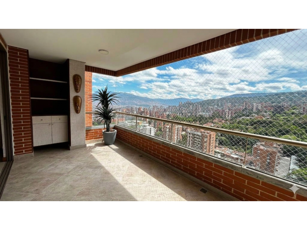 Venta de apartamento en El Poblado, sector Loma de Los Gonzales