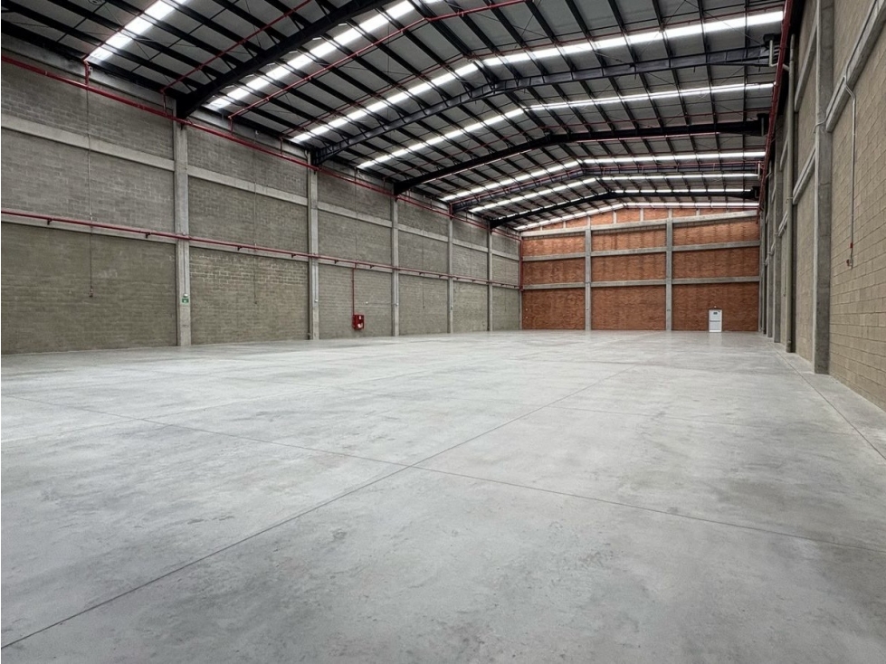 Arriendo de Bodega en Rionegro - Zona Franca - 4