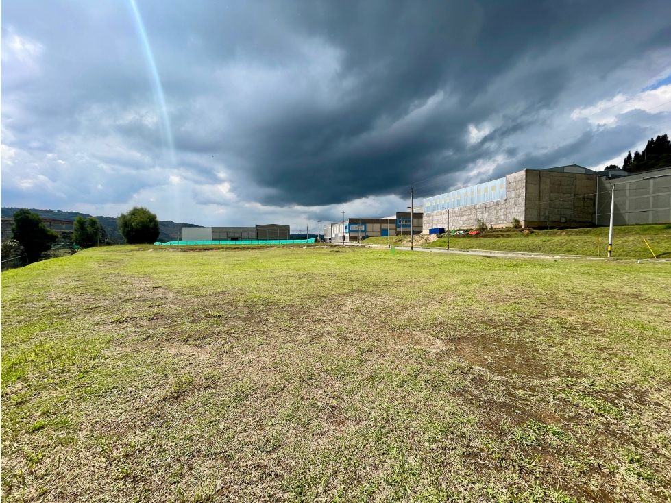 Venta de lote industrial en Rionegro - vía Hipódromo - Aeropuerto