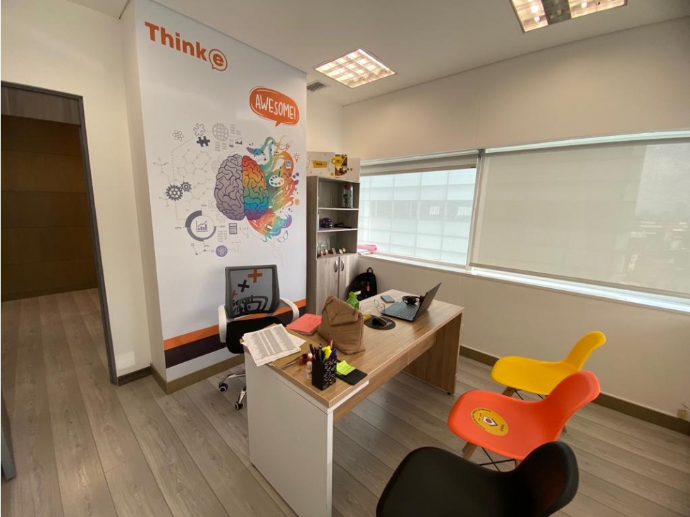 Arriendo de Oficina en Ciudad Del Río - Medellín - 3