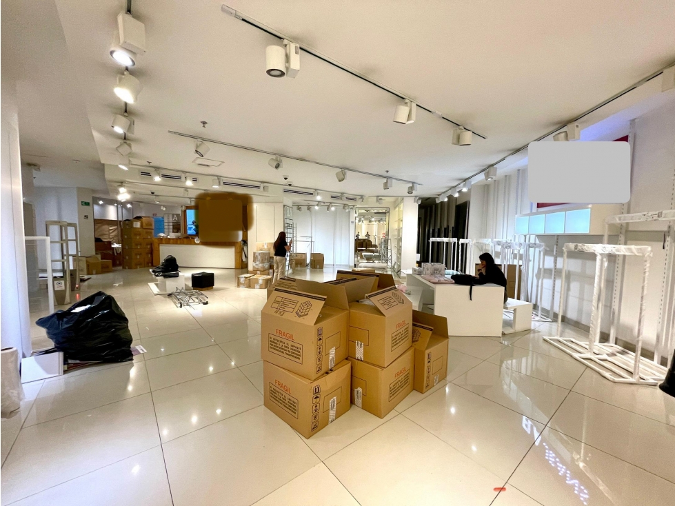 Arriendo de local centro comercial Unicentro- Medellín — foto 5