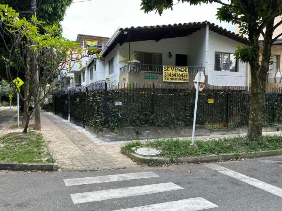 Venta de Casa - Terreno esquinero en Belen Alameda — foto 3