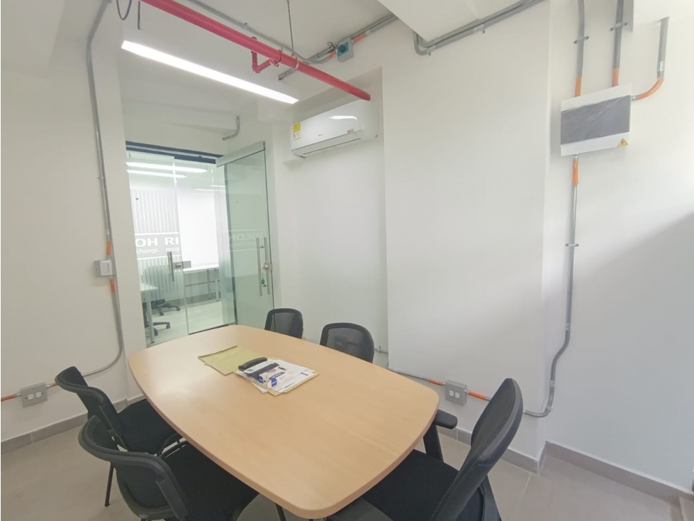 Arriendo de oficina o local comercial en Ciudad Del Rio — foto 3