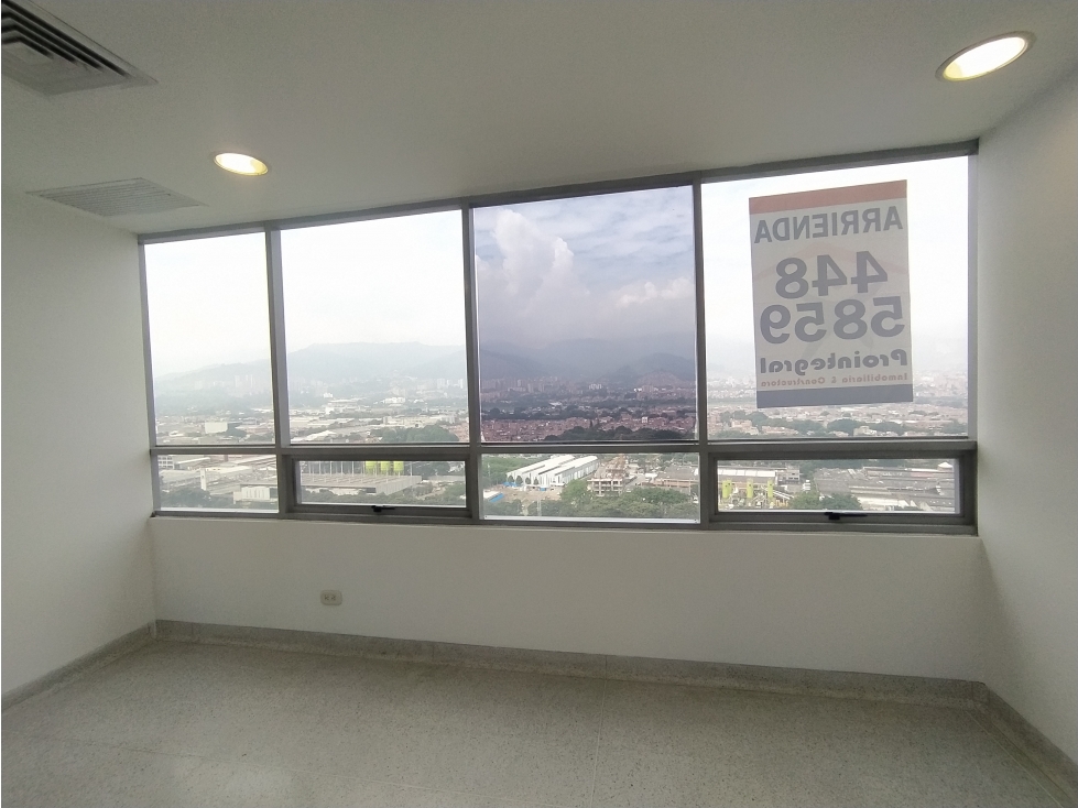 Arriendo de consultorio en Ciudad del Río en Medellín — foto 6