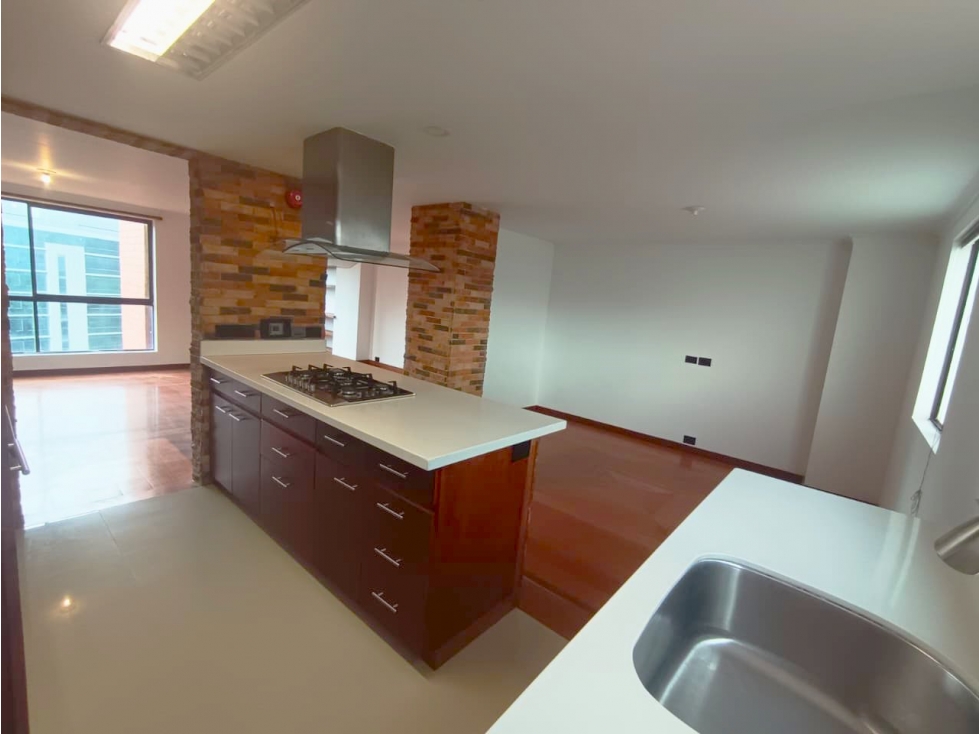 Arriendo de apartamento en el Poblado, sector los balsos. — foto 3