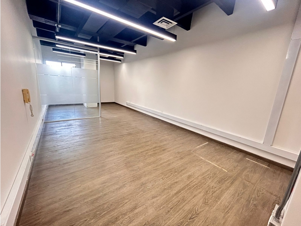 Arriendo Oficina en Medellin - Poblado