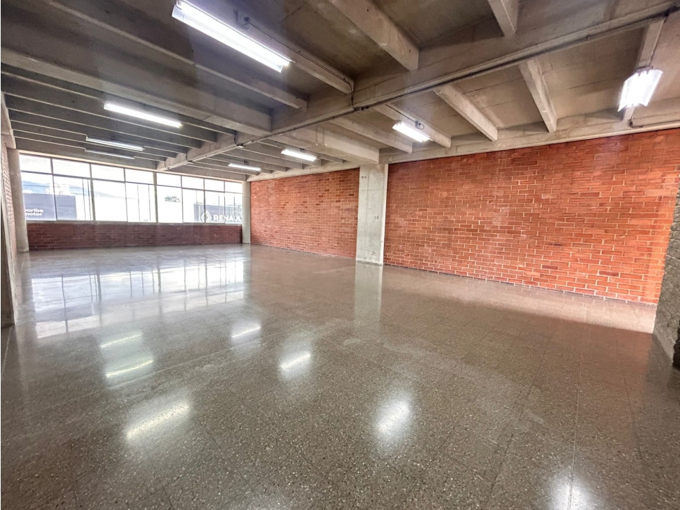 Arriendo de Oficina en Guayabal - Medellín — foto 2