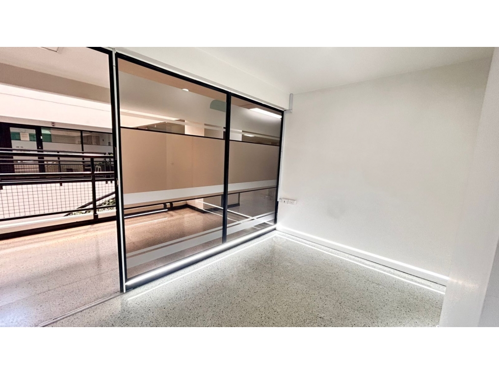 Arriendo de consultorio en Medellín, sector Las Vegas — foto 2