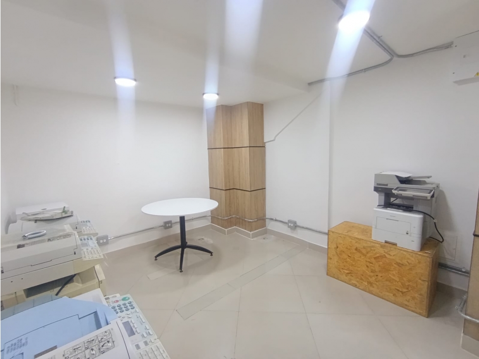 Arriendo de oficina en Medellin, sector Estadio — foto 2