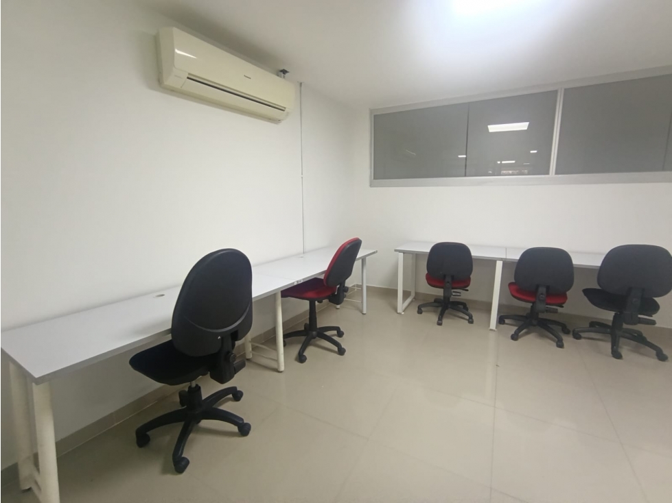 Arriendo de oficina en Medellin, sector Estadio — foto 3