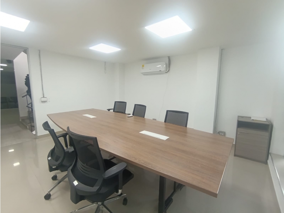Arriendo de oficina en Medellin, sector Estadio — foto 2