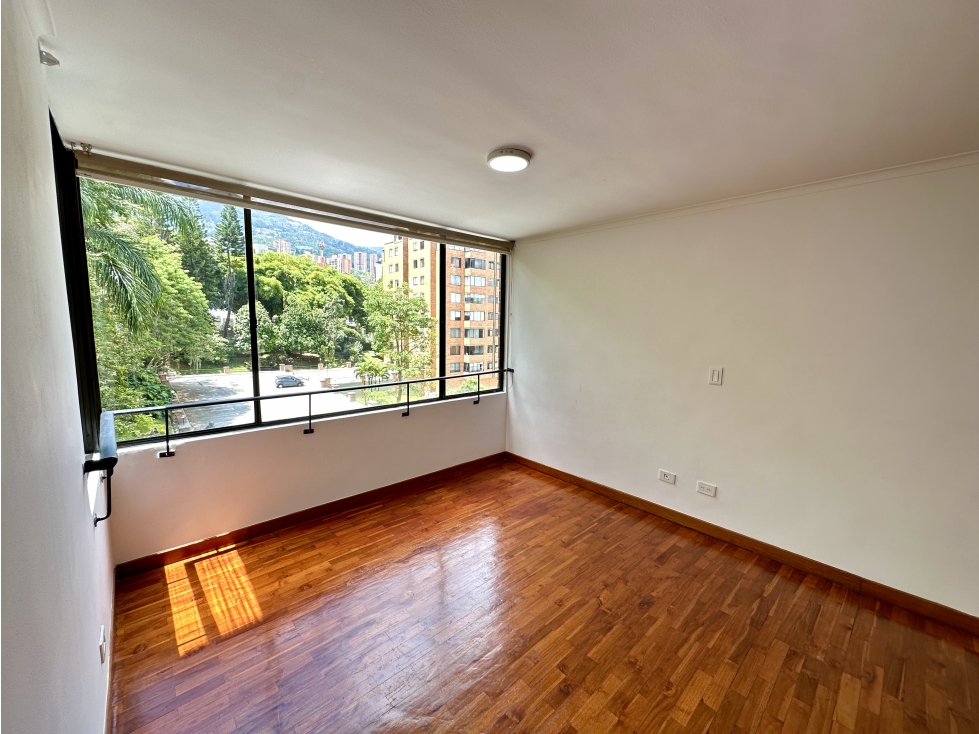 Arriendo Apartamento en el sector Altos del Poblado - Medellín — foto 4
