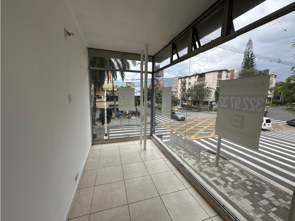 Arriendo Local Independiente en La 33 - Medellín