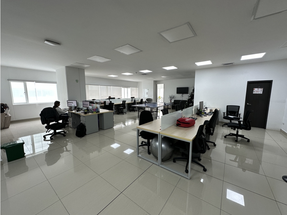 Arriendo de Oficina en Ciudad Del Río - Medellín — foto 5