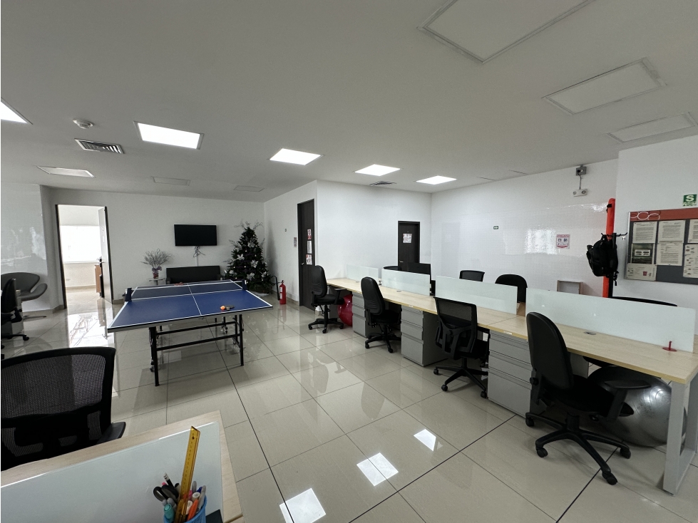 Arriendo de Oficina en Ciudad Del Río - Medellín — foto 4