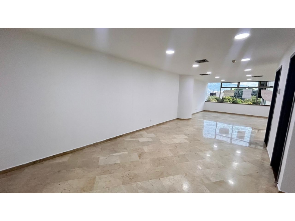 Venta y arriendo de oficina en el Poblado, Medellín — foto 5
