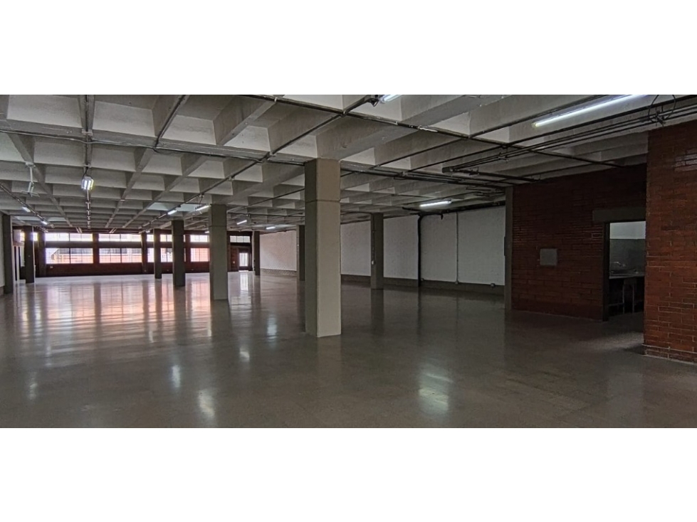 Local en arriendo en Guayabal - Medellín — foto 3