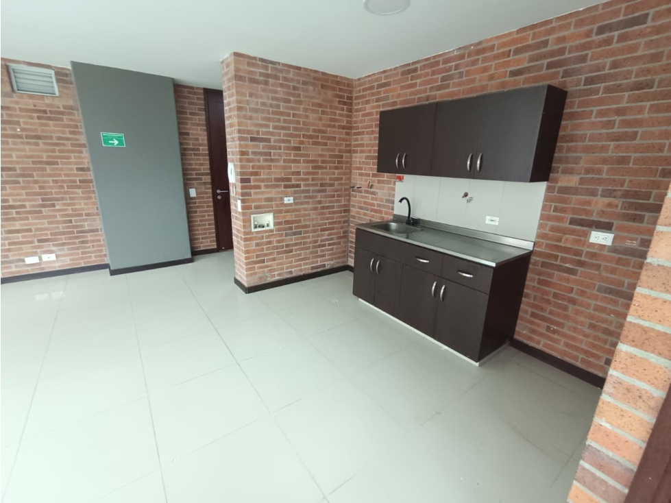Arriendo de oficina en Medellín, sector San Julián — foto 3