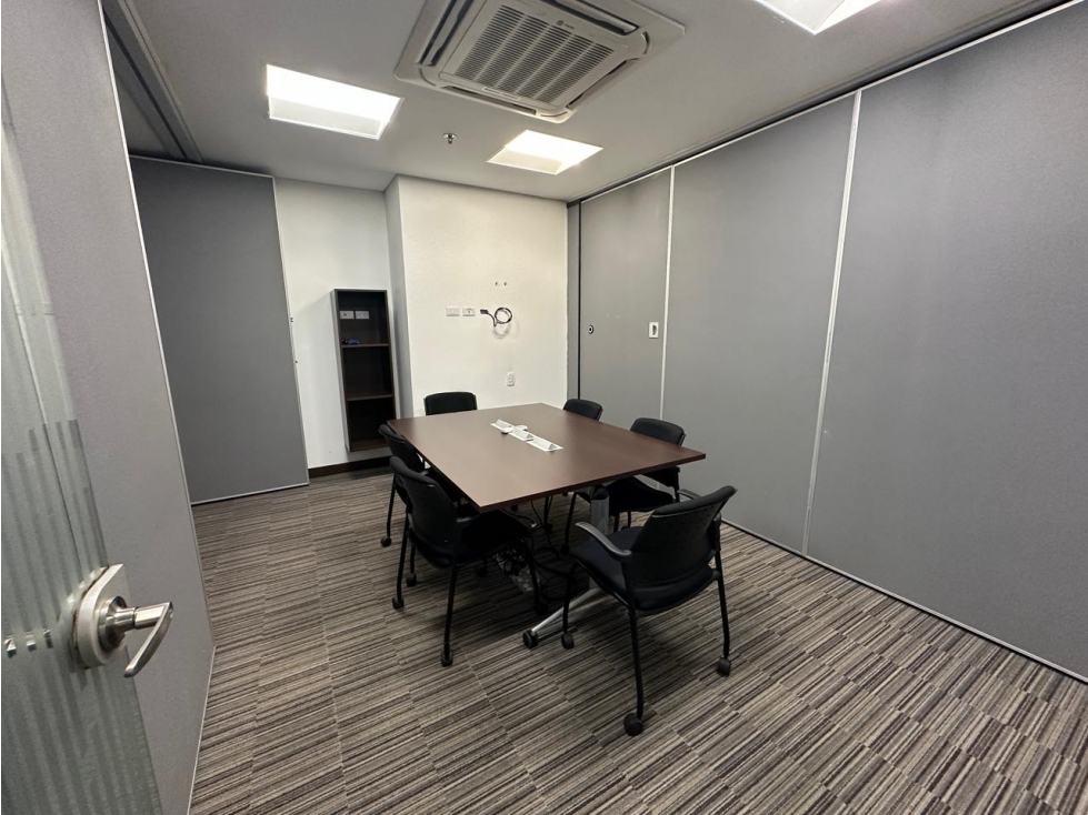 Arriendo de Oficina en El Tesoro - Medellín — foto 4