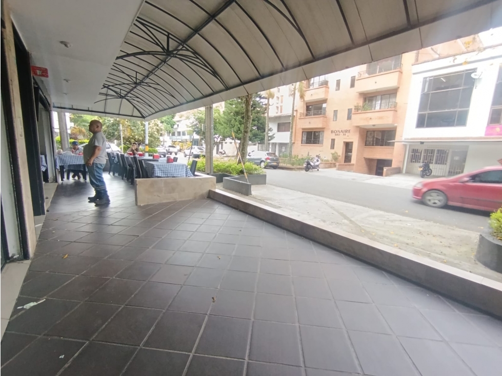 Arriendo Local comercial en Medellin, sector Estadio — foto 3