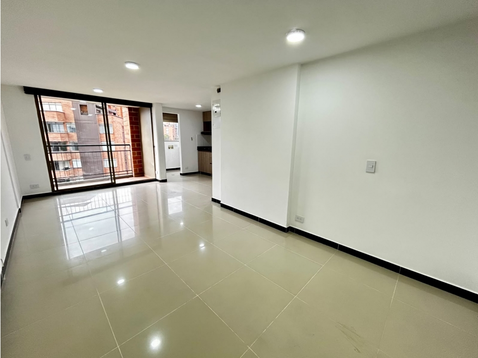 Arriendo de Apartamento en el Poblado, Sector Castropol — foto 5
