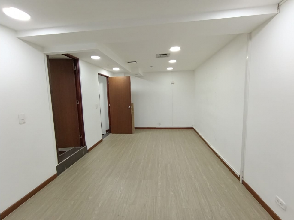Arriendo de local comercial, centro comercial Unicentro - Medellín — foto 5