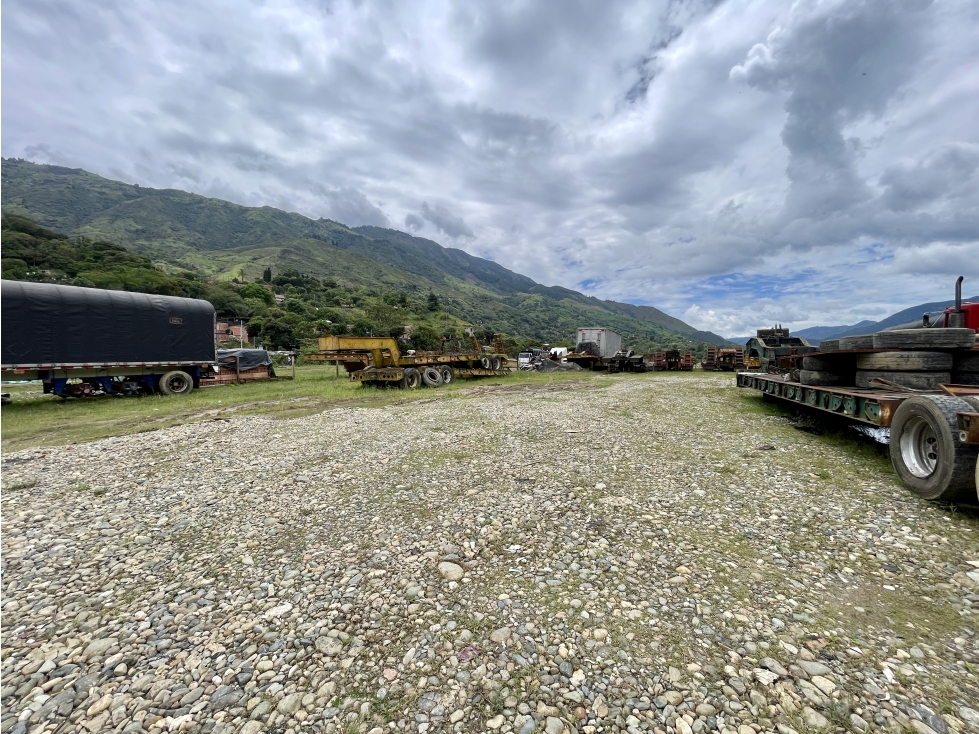 Arriendo y venta de lote industrial en Barbosa sobre autopista Norte — foto 5